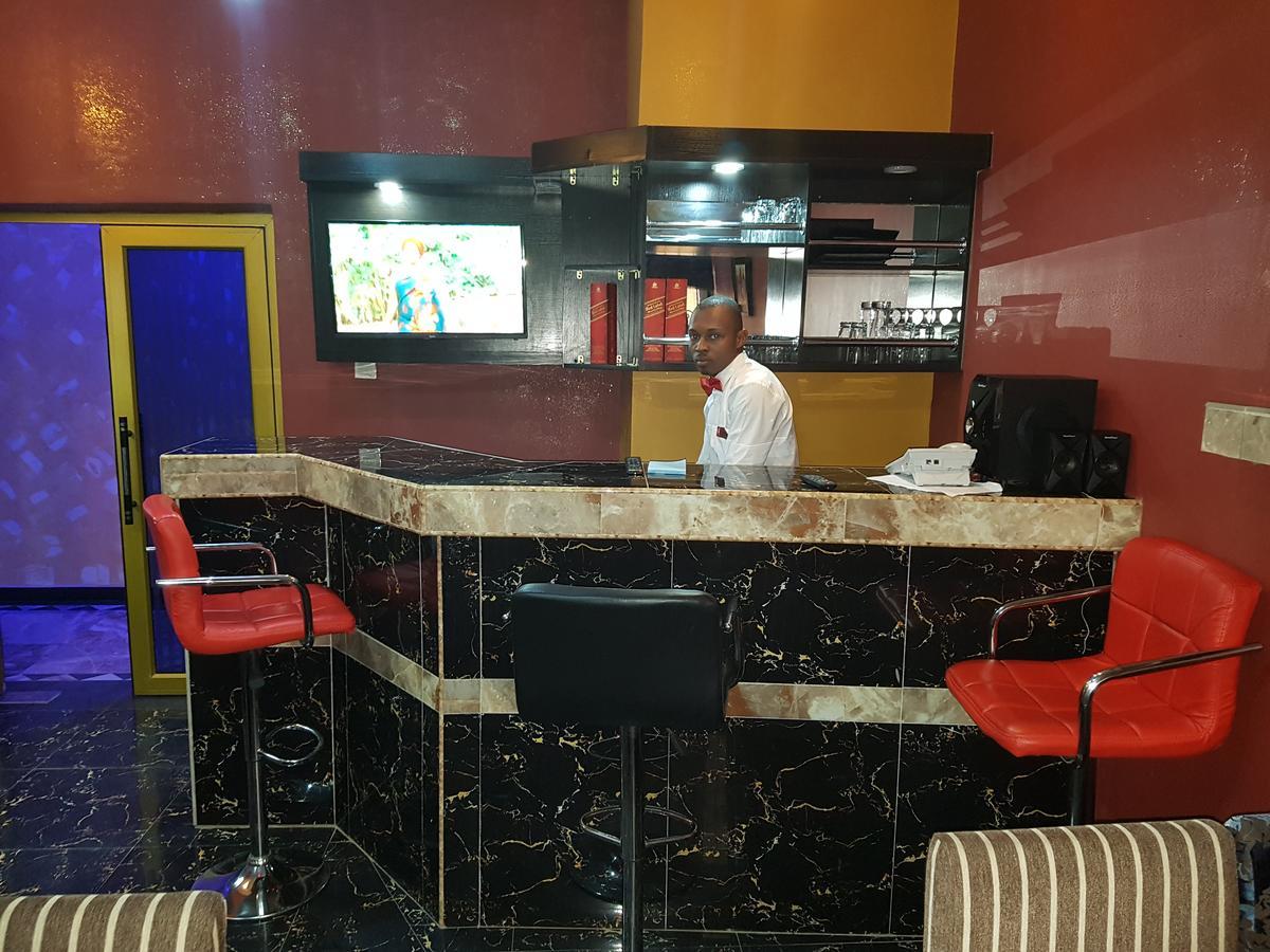 The Resident Hotel Owerri Exterior photo